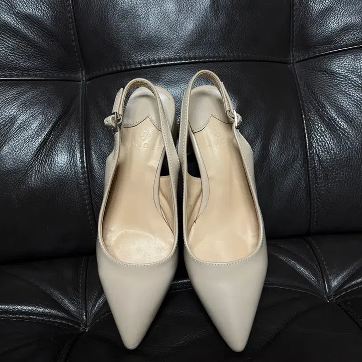 [BUNJANG] JUDE Beige Slingback Pumps (Size 245) / JUDE 쥬드 베이지 슬링백 펌프스 (245)