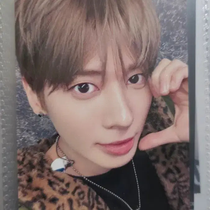 [BUNJANG] TOMORROW X TOGETHER Taehyun MOACON Photocard / 투모로우바이투게더 태현 모아콘 포카