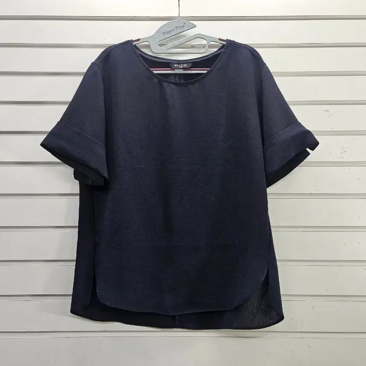 [BUNJANG] Must B Navy Pearl Sleeve Blouse / 머스트비 진네이비 소매 진주장식 블라우스/보물찾기천사