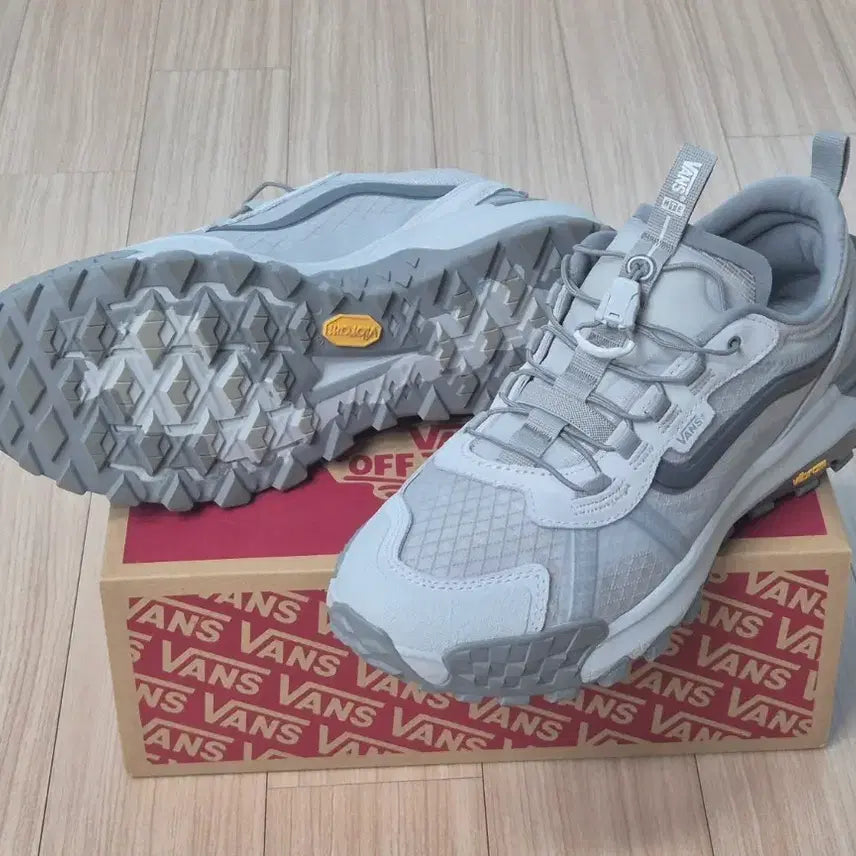 [BUNJANG] Vans MTE Crosspath XC Sneakers - Grey, 270mm / 반스 MTE 크로스패스 XC 그레이 270mm
