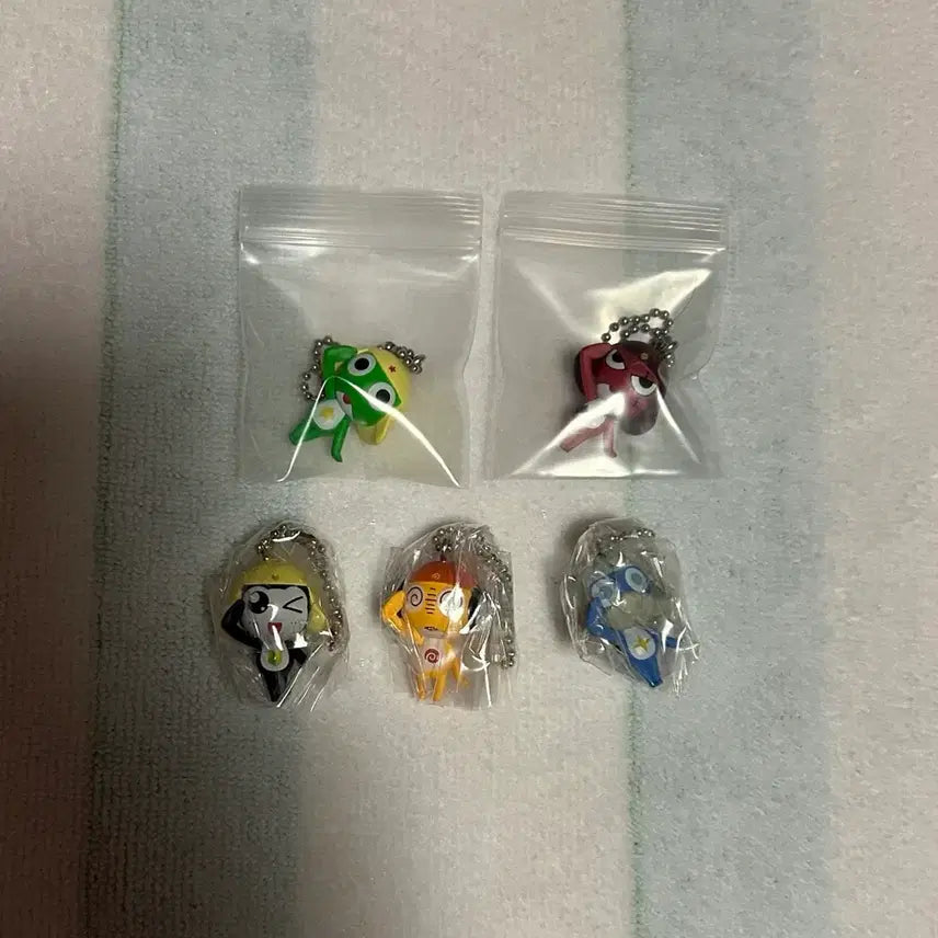 [BUNJANG] Sergeant Frog Keroro Gum Gacha Opaque Keychain Set / 개구리중사 케로로 구미 가챠 불투명 키링 타마마 기로로 쿠루루 도로로
