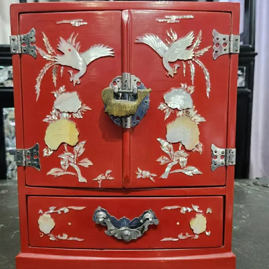 [BUNJANG] 1960s Vintage Tongyeong Mother-of-Pearl Lacquerware Red Lacquer Phoenix Jewelry Box / 60년대 빈티지 통영 나전칠기 자개 홍장 봉황문 보석함