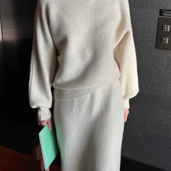 [BUNJANG] Broad Elegant Two-Piece Ivory Set (F) / 새제품 / 브로드 우아 투피스 아이보리 세트 (F)