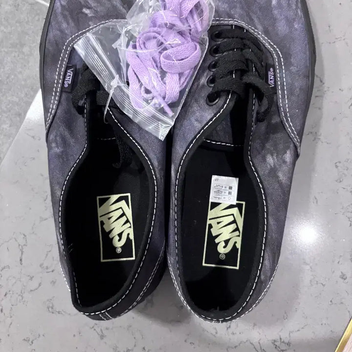 [BUNJANG] Vans Authentic Midnight Shift Black Sneakers (265mm) / 반스 어센틱 미드나이트 쉬프트 블랙[265]