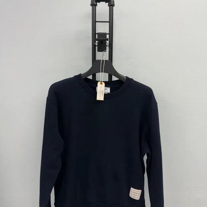[BUNJANG] Thom Browne Back Tricolor Sweatshirt Navy Size 4 / [세븐럭셔리샵] (4) 톰브라운 백삼선 맨투맨