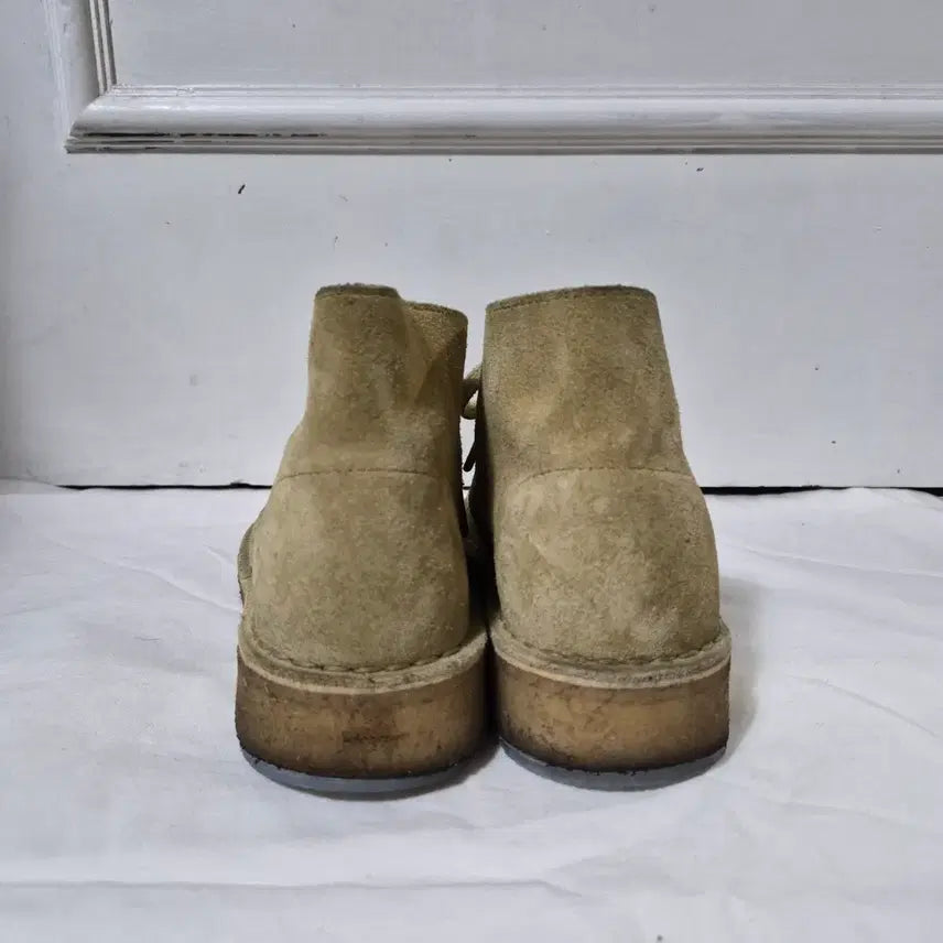 [SOLD OUT] (230) 클락스 데저트 부츠