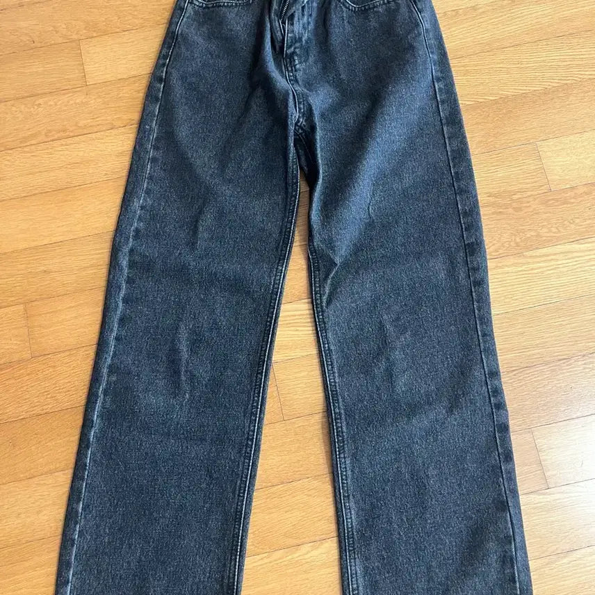 [BUNJANG] Cotton Blend Two-Button Black Wide Leg Denim Pants (M) / 면소재 투버튼 블랙 와이드 데님 팬츠 M사이즈