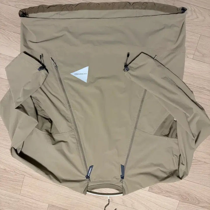[BUNJANG] And Wander Track Pullover Size 5 / And wander 앤드원더 트랙 풀오버 5사이즈