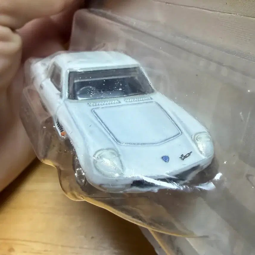 [BUNJANG] Hot Wheels Premium 1968 Mazda Cosmo Sport Diecast Car / 핫휠 프리미엄 1968 마쯔다 코스모 스포츠 미니카 다이캐스트