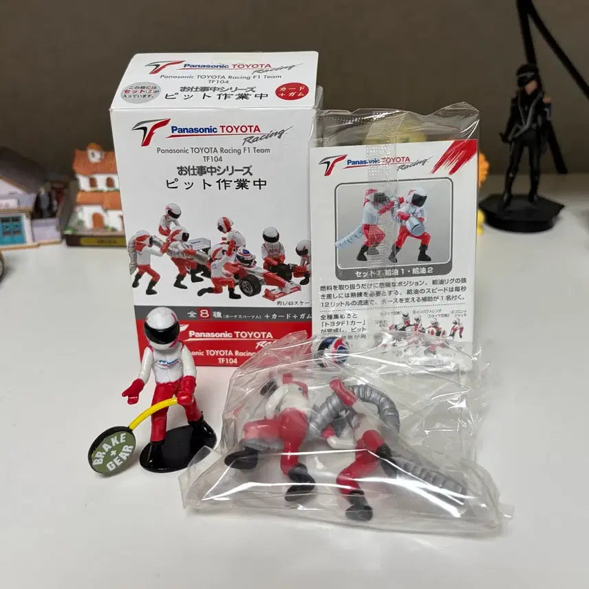 [BUNJANG] Panasonic Toyota F1 Racing Team Figures Bundle Set (Sealed &amp; Unsealed) / 파나소닉 도요타 F1 레이싱팀 피규어 일괄