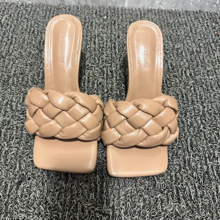 [BUNJANG] Beige Woven Mules Sandals Size 230 / 베이지위빙샌들230사이즈뮬