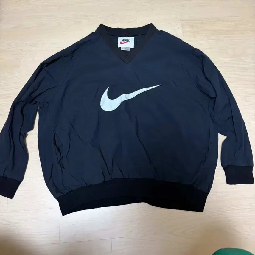 [BUNJANG] Nike Big Swoosh Windbreaker Sweatshirt / 나이키 빅로고 바람막이 맨투맨 / 데일리 / 깔끔
