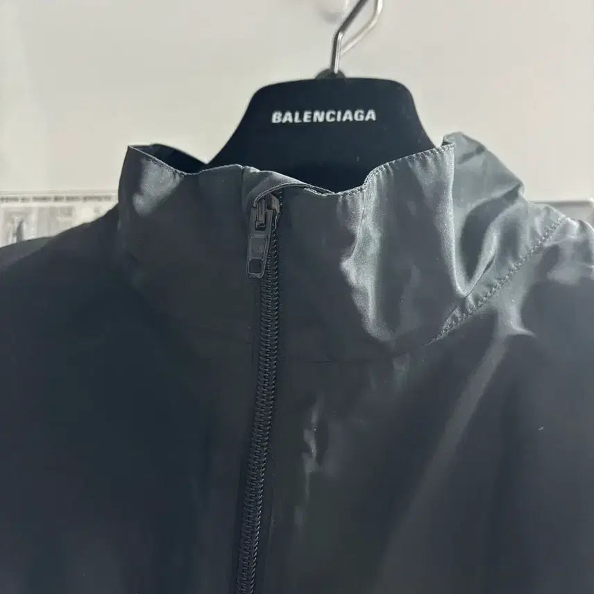 [BUNJANG] Balenciaga Minimal Track Jacket - Size M / 발렌시아가 미니멀 트랙자켓 M사이즈