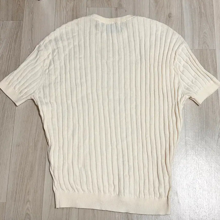[BUNJANG] LOHNT Ivory Ribbed Knit Sweater / LOHNT 론트 아이보리 니트