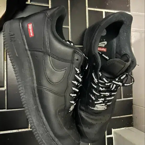 [BUNJANG] Nike Supreme Air Force 1 Low Black / 나이키 슈프림 에어포스1 로우 블랙 270