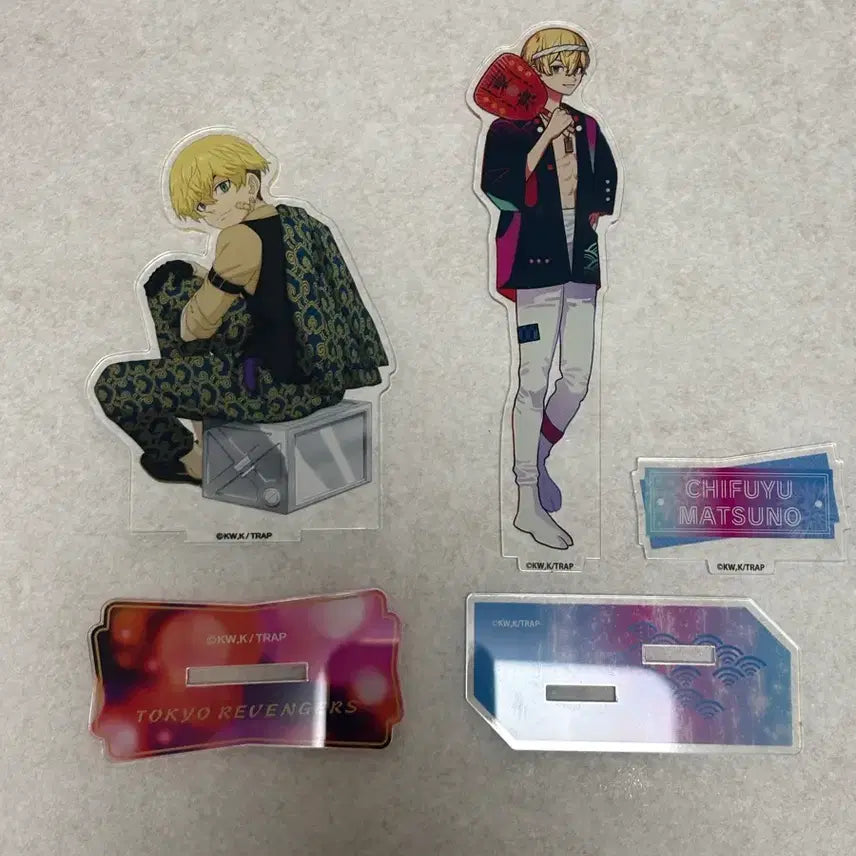 [BUNJANG] Matsuno Chifuyu Acrylic Stand Bundle Set / 마츠노 치후유 아크릴스탠드 2개 일괄