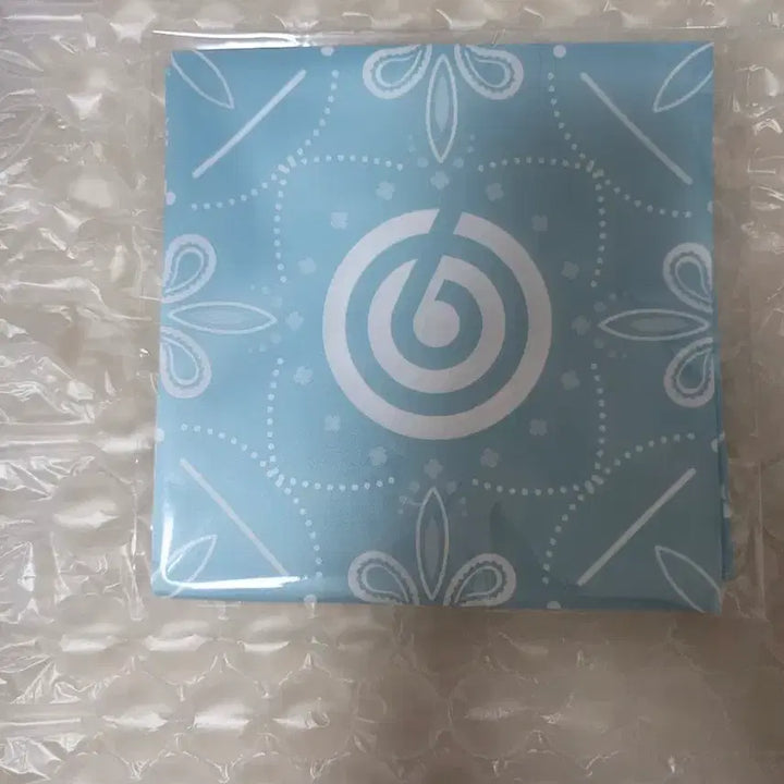 [BUNJANG] DAY6 Japan MD Bandana (Sealed) / 데이식스 일본 MD 반다나 미개봉