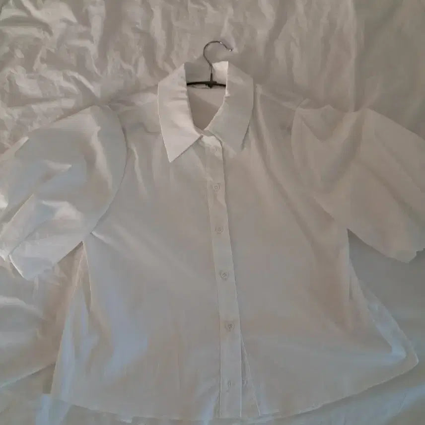 [BUNJANG] It Michaa Balloon Blouse / 잇미샤 블라우스 듀엘지컷에고이스트보브오즈세컨