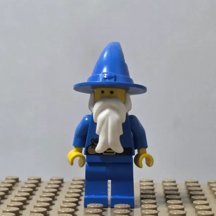 [BUNJANG] LEGO Old Magisto Wizard Minifigure / 레고 올드 미니피규어 메지스토 마법사