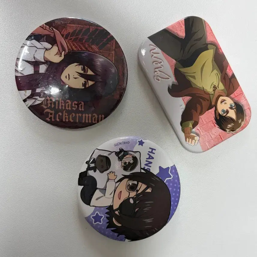 [BUNJANG] Attack on Titan Tin Badge Bundle Set / 진격거 캔벳지(일괄)