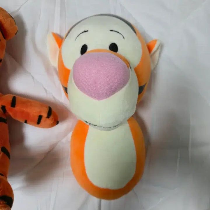 [BUNJANG] Disney Winnie the Pooh Tigger Large Plush Doll (30cm) / 대형인형 30cm 큰인형 오뚜기 티거 캐릭터 인형모음 디즈니 곰돌이푸
