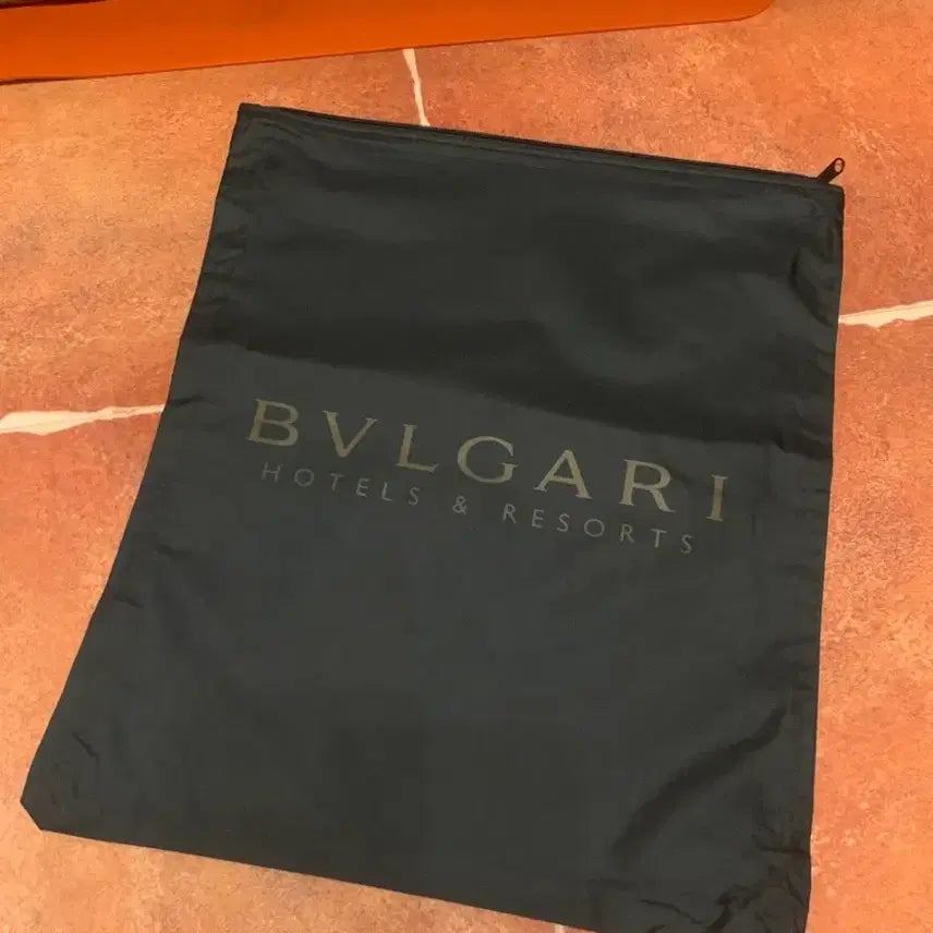 [BUNJANG] Bvlgari Hotel Amenity Pouch Zipper Storage / 불가리 호텔 어메니티 파우치 지퍼 수납