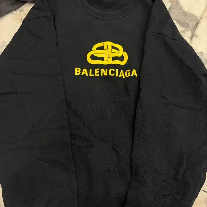 [BUNJANG] Balenciaga BB Logo Sweatshirt / 발렌시아가 BB 로고 맨투맨