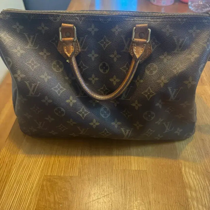 [SOLD OUT] 루이비통 스피티 모노그램 가방