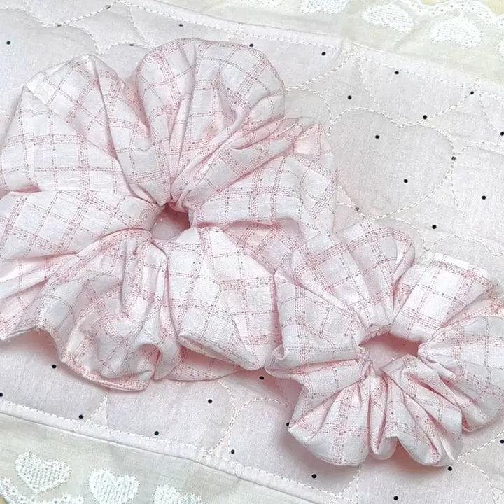 [BUNJANG] Handmade Scrunchie Pink Check / 핸드메이드 수제 스크런치 곱창밴드 분홍체크