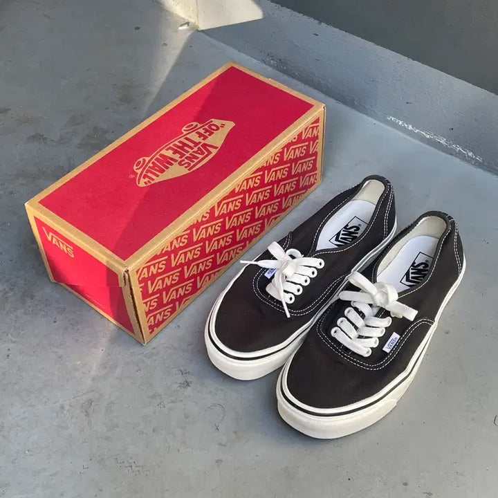 [BUNJANG] Vans Anaheim 44dx Black / 반스 애너하임 44dx 블랙 265