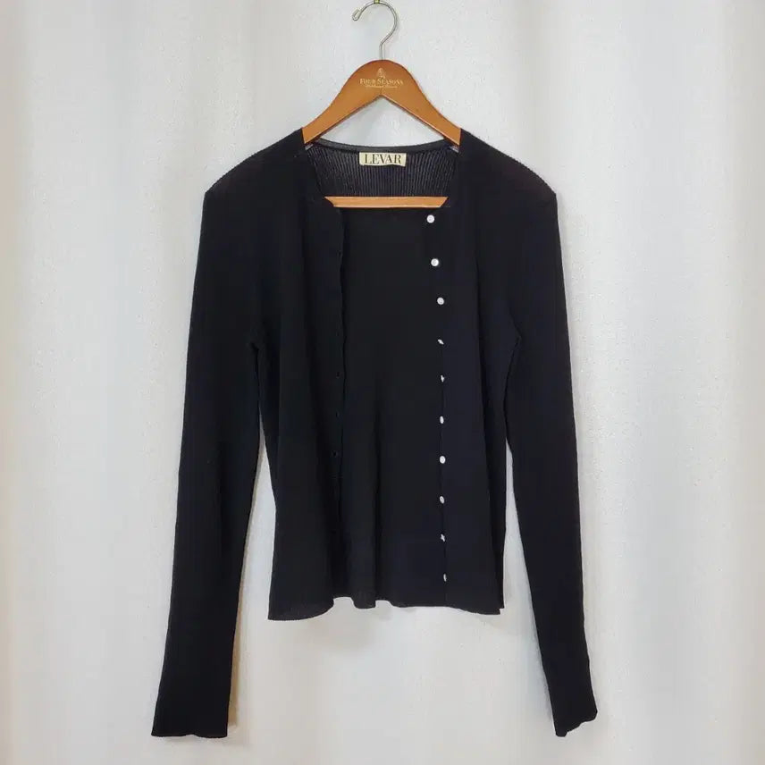 [BUNJANG] LEVAR Knit Cardigan Black 55 / LEVAR 르바 니트 가디건 55