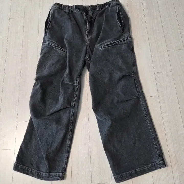 [SOLD OUT] BEAMS(빔즈) 웨빙 벨트 워싱 이지 데님 팬츠