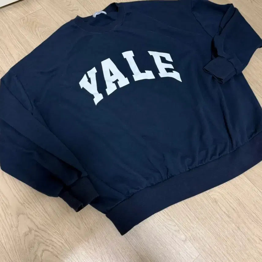 [BUNJANG] Yale Crewneck Sweatshirt Navy / 예일 맨투맨