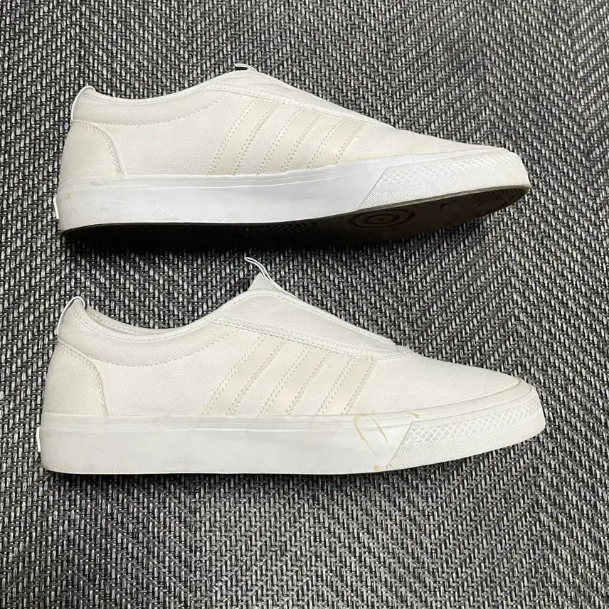 [BUNJANG] Adidas Slip-On Sneakers / 270mm] 아디다스(adidas)슬립온