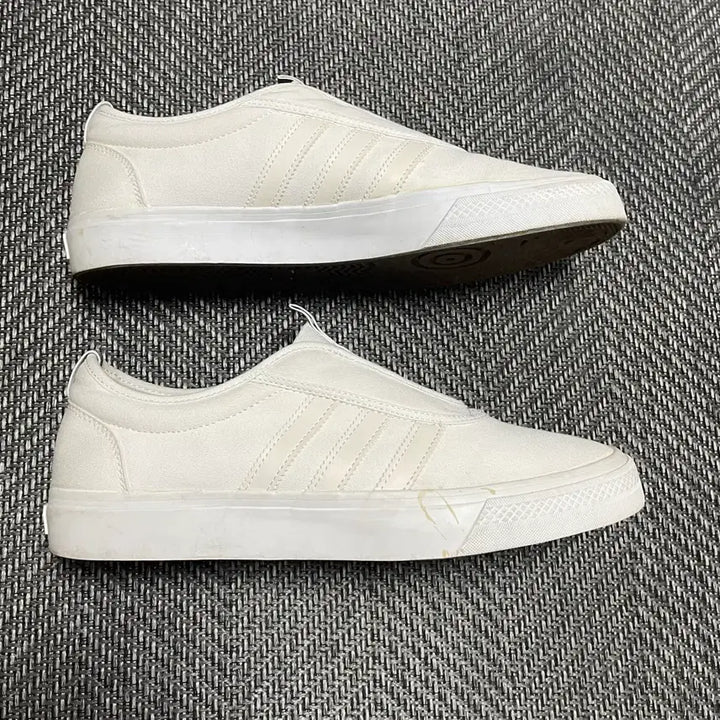 [BUNJANG] Adidas Slip-On Sneakers / 270mm] 아디다스(adidas)슬립온