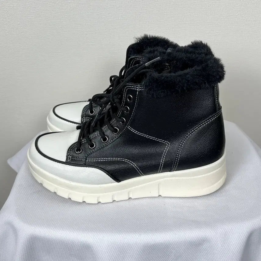 [SOLD OUT] 브루마스 몰리 가죽 털 앵클 부츠 국내제작 신발 235 라덴 빈티지