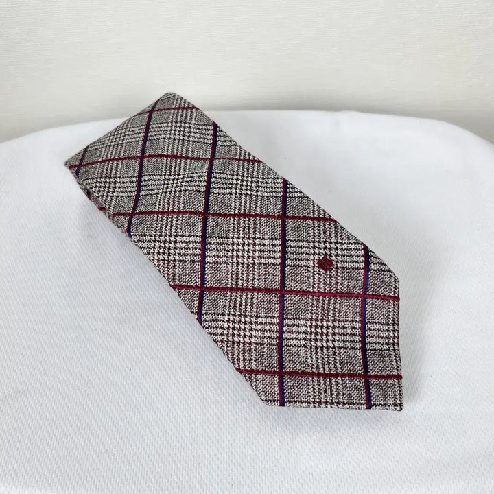 [SOLD OUT] 닥스 체크 실크 넥타이 라덴 빈티지