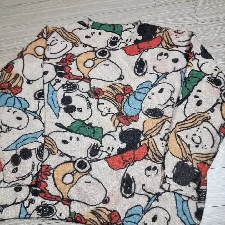 [BUNJANG] Snoopy Character Pattern Knit (Free Size) / 스누피 캐릭터 패턴 니트(free)