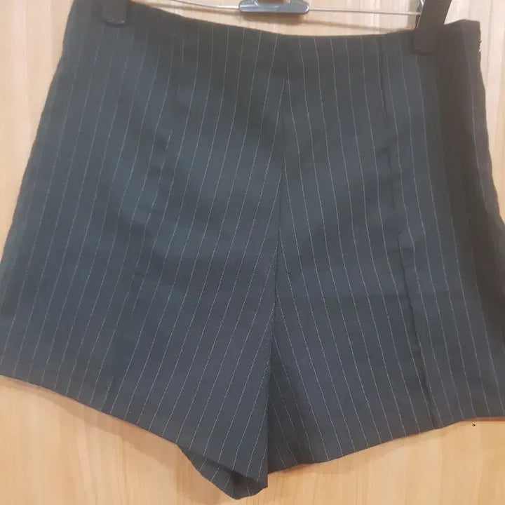 [BUNJANG] Striped Shorts (Size 24) / 스트라이프 반바지 숏팬츠(24)미사용