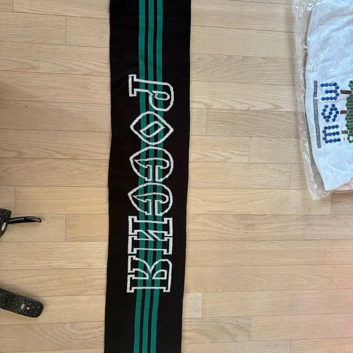 [BUNJANG] 10 Corso Como x Adidas Muffler / 10꼬르소꼬모 아디다스 머플러