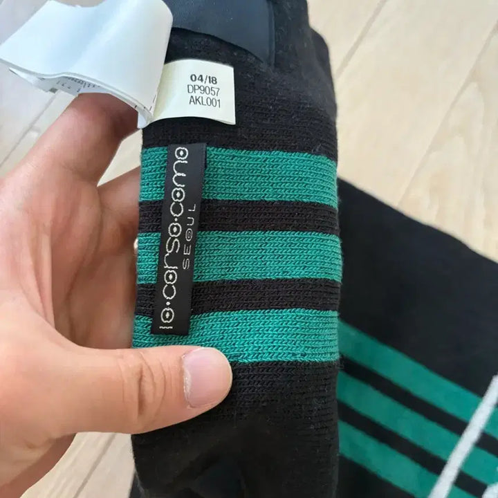 [BUNJANG] 10 Corso Como x Adidas Muffler / 10꼬르소꼬모 아디다스 머플러