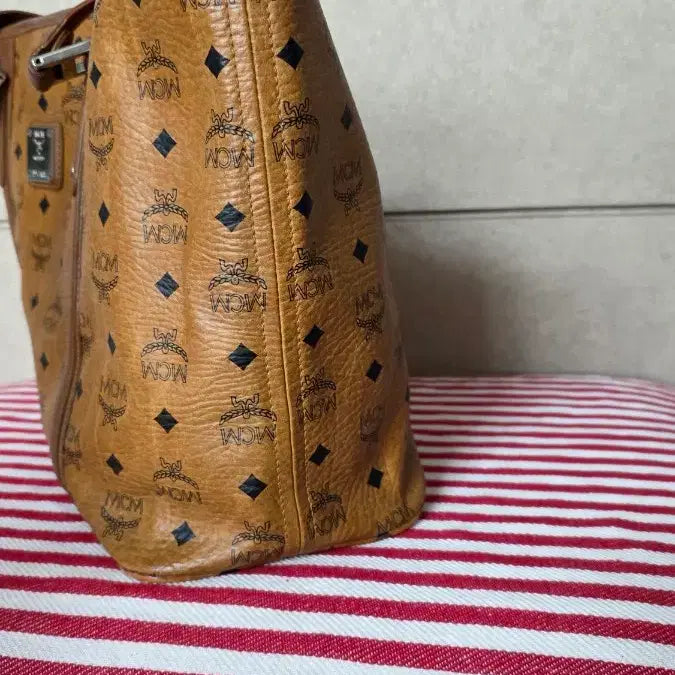 [BUNJANG] MCM Signature Pattern Shoulder Bag / MCM가방(숄더백)정품