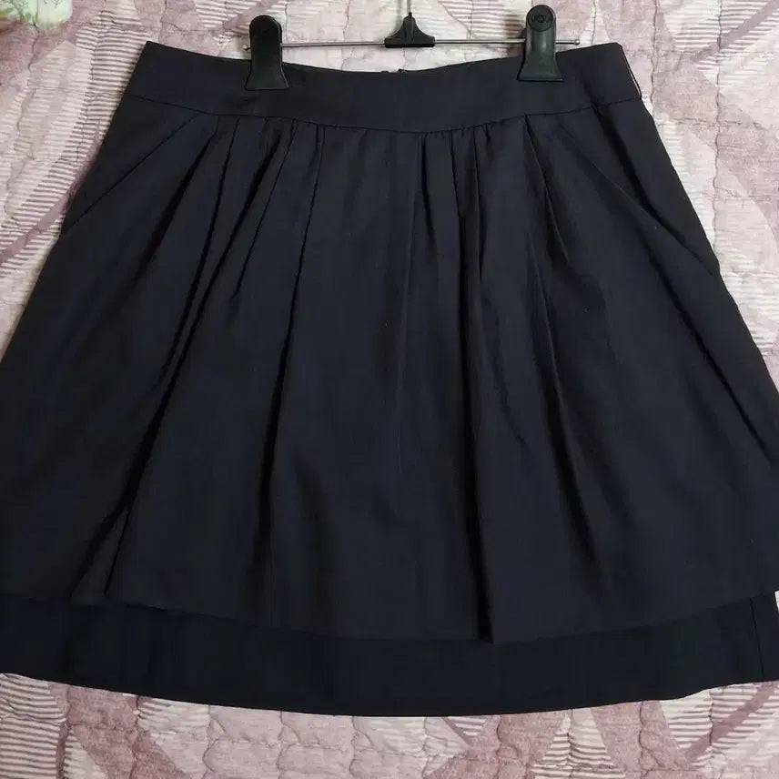 [BUNJANG] ON&amp;ON Navy Midi Skirt / 온앤온봄여름스커트 27인치  ON&amp;ON 네이비남색