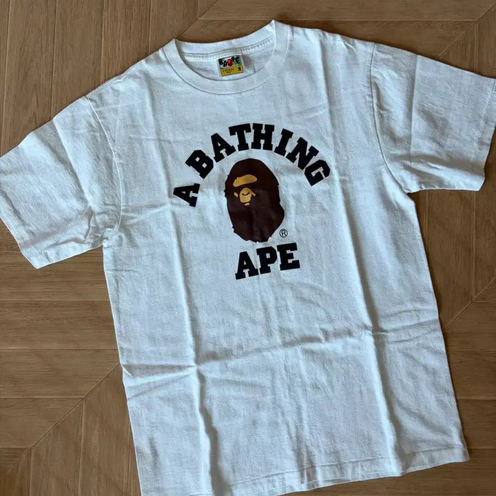 [BUNJANG] BAPE College T-Shirt White M / 베이프 컬리지 티셔츠 반팔 M