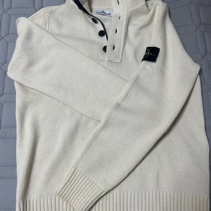 [BUNJANG] Stone Island Knit Zip-Up / 스톤아일랜드 니트집업 백화점판