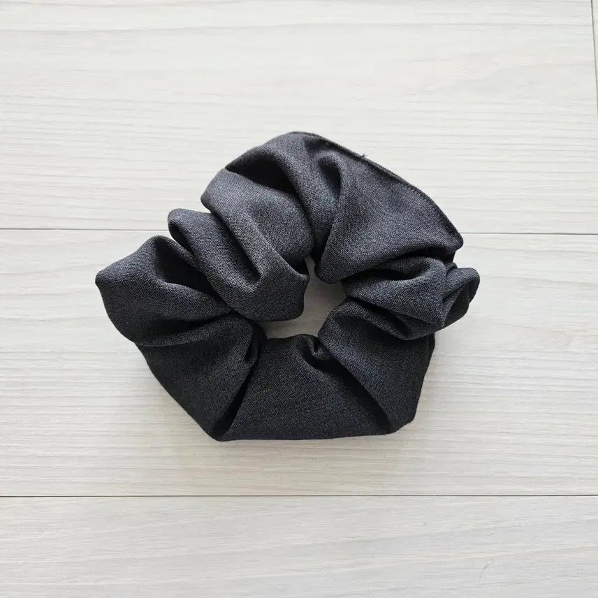 [BUNJANG] Cotton Blend Black Scrunchie Hair Tie / (새상품) 코튼면 블랙 스크런치 곱창밴드