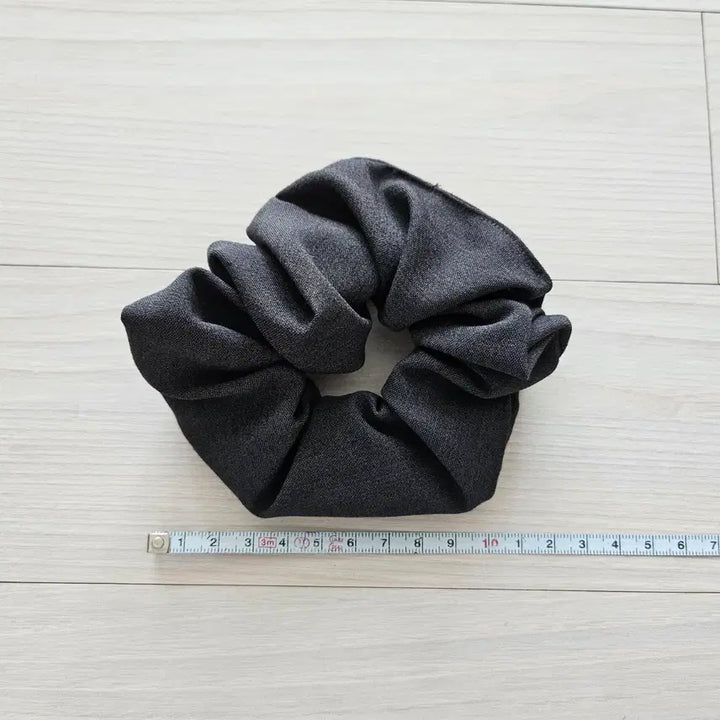[BUNJANG] Cotton Blend Black Scrunchie Hair Tie / (새상품) 코튼면 블랙 스크런치 곱창밴드