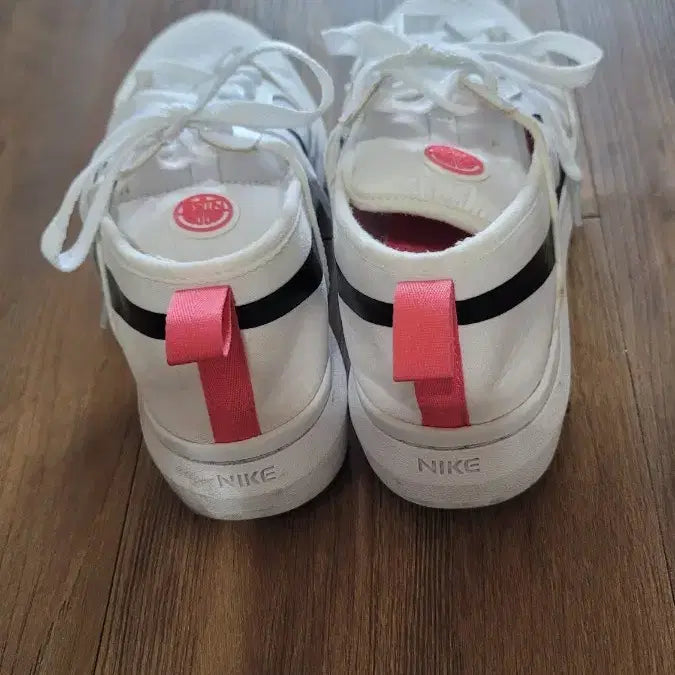 [BUNJANG] Nike Vision Alta Sneakers / 나이키 비전알타 운동화