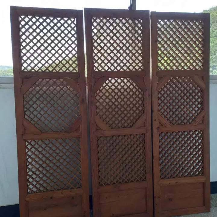 [BUNJANG] Set of 3 Vintage Octagonal Wooden Doors / 옛날 팔각 문짝  3개