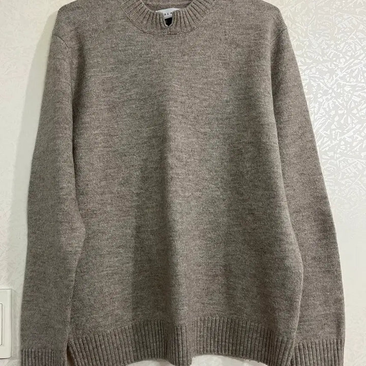 [BUNJANG] Beige Knit Sweater / 상태좋음! 베이지 니트 택포 23,000